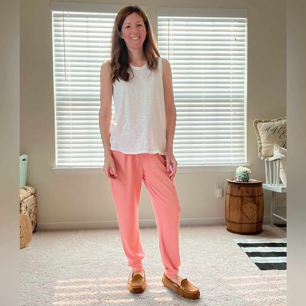 Old navy pink lounge pants joggers - Picture 2 of 5
